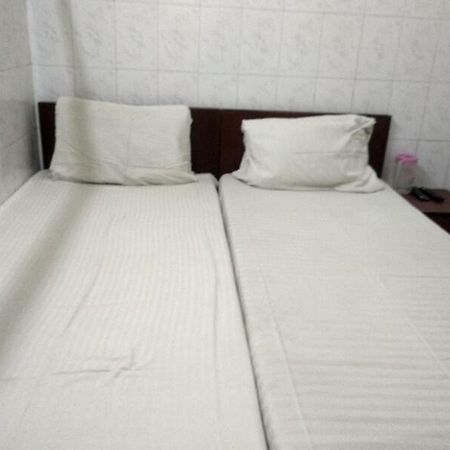 Hotel Spot On 80584 Pudur Lucky Mansion Chennai Exterior foto